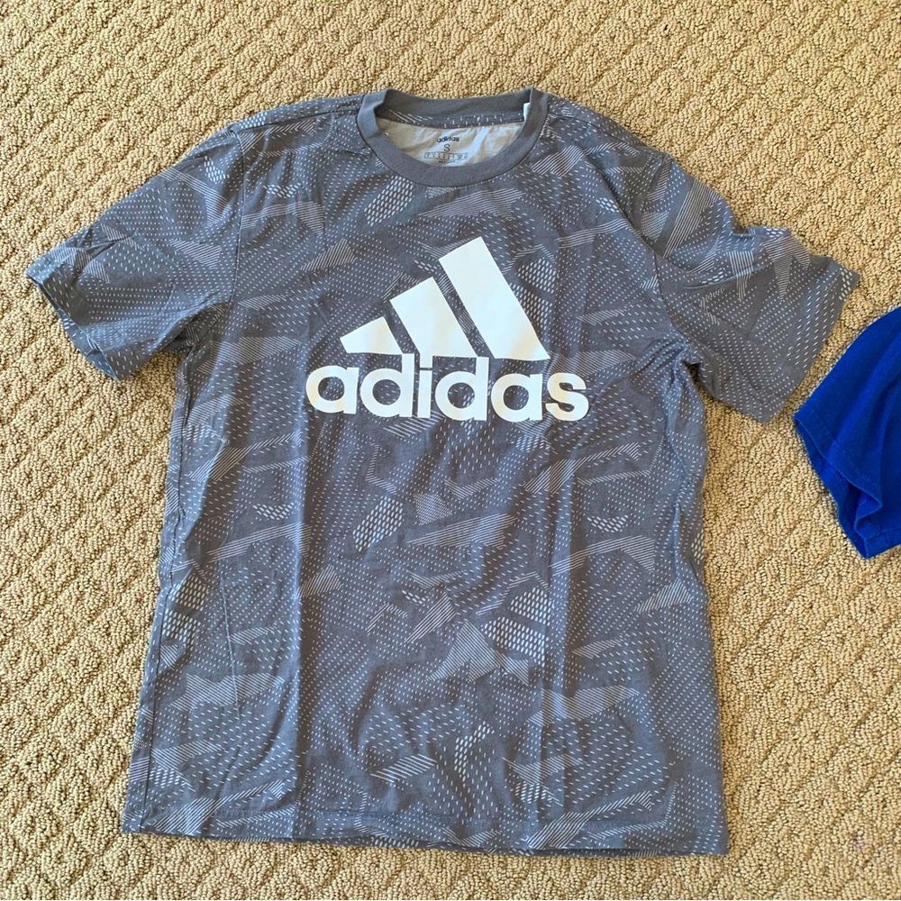 Bundle of 2 adidas tees